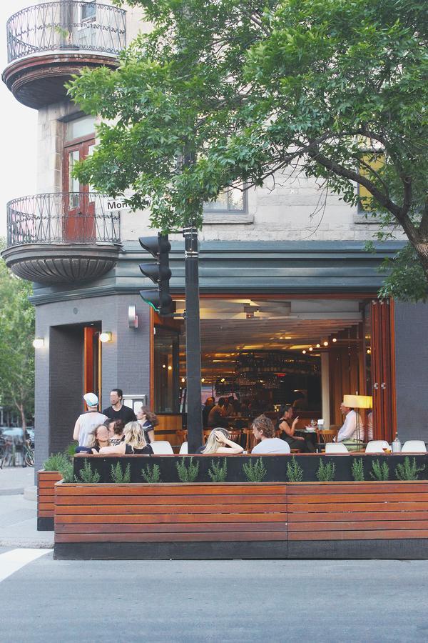 Mtlvacationrentals-The Mtlvr Kisses Montreal Exterior photo